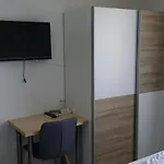 게스트하우스 Pension-ferienwohnung Rotar 팍암시