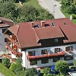 게스트하우스 Pension-ferienwohnung Rotar
