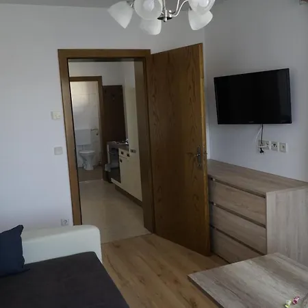 Pension-ferienwohnung Rotar 3*
