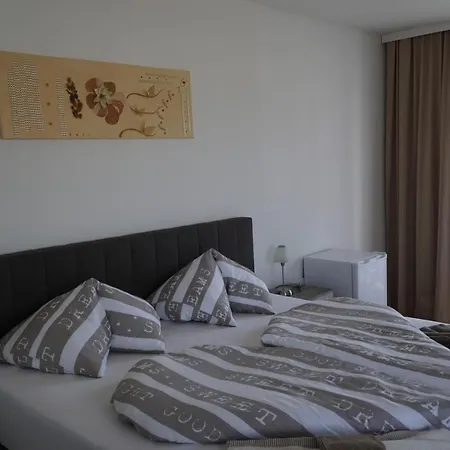 Pension-ferienwohnung Rotar 3* 팍암시