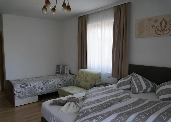 Pension-ferienwohnung Rotar 3*