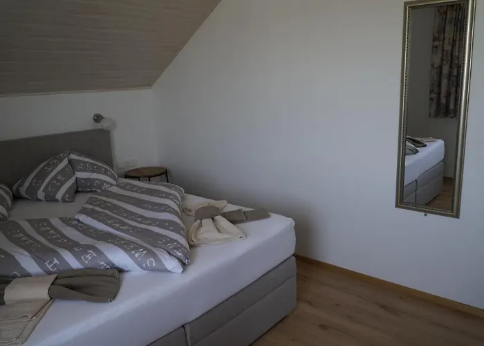 Pension-ferienwohnung Rotar Pensjonat Faak am See