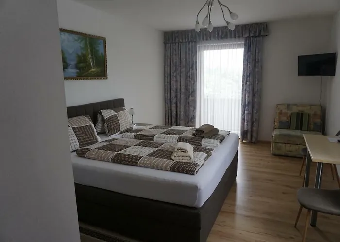 Pension-ferienwohnung Rotar Pensjonat Faak am See